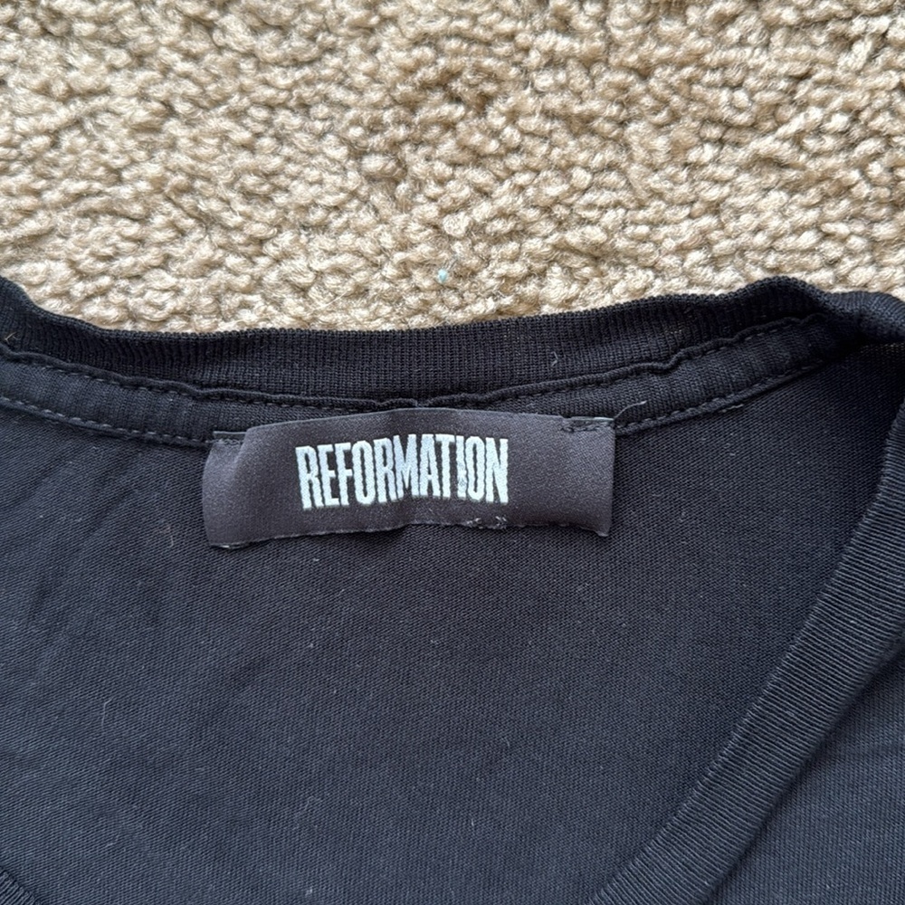 Reformation Dream Black Short Sleeve Soft Stretchy Basic T Shirt - Picture 2 of 7